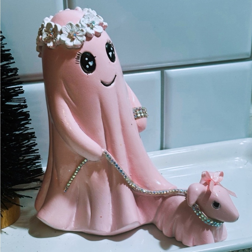 Pinkoween Bling ghost walking dog resin decor